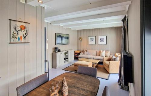 Hol Municipality House | 2 Bedroom Stunning Home In Geilo