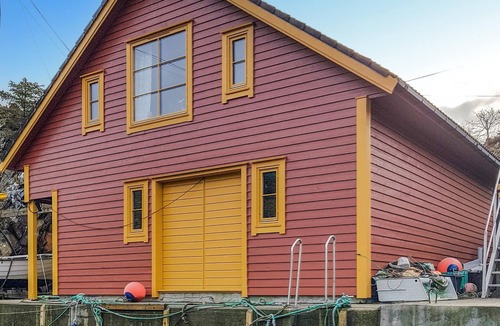 Lykling House | 2 bedroom stunning home in Finnås