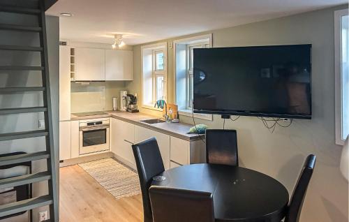 Haugesund House | 2 Bedroom Stunning Home In Haugesund