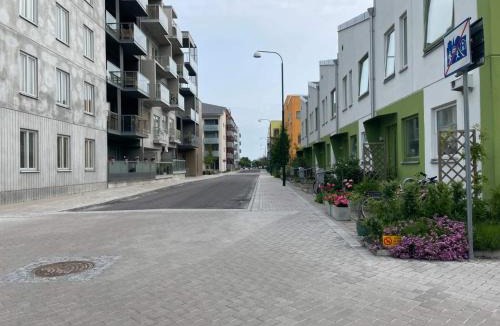 Malmo Old Town House | 2 person comfortable holiday park home in TESTBY