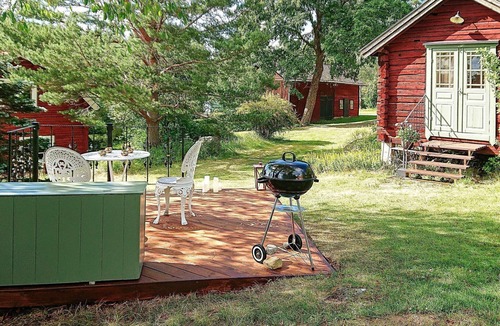 Soderbarke House | 2 person holiday home in SÖDERBÄRKE
