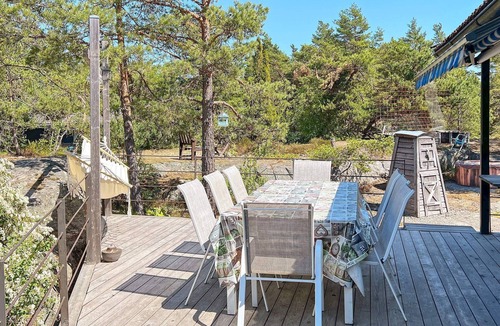 Skalsmara House | 2 person holiday home in INGARÖ