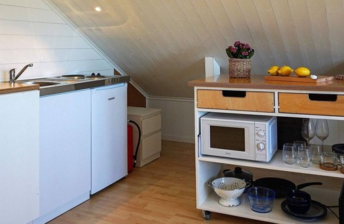 Vallda Apartment | 2 person holiday home in Vallda