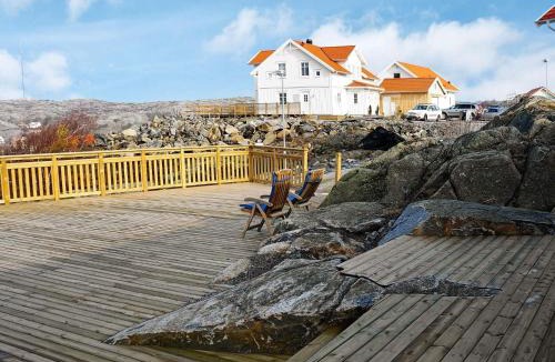 Ronnang House | 2 person holiday home in Rönnäng