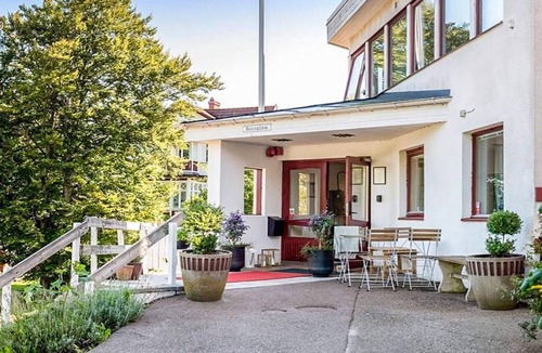 Bastad House | 2 person holiday park home in BÅSTAD