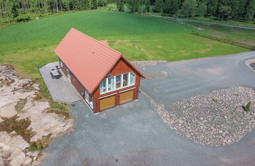 Aneby House | 200 m² House ∙ 4 bedrooms ∙ 8 guests