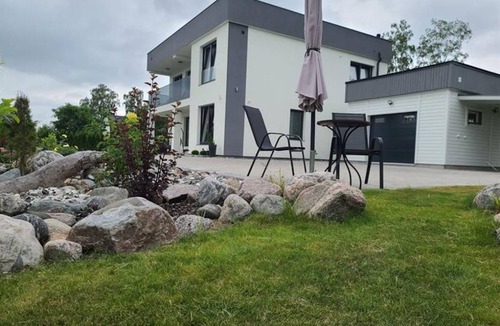 Kimstad House | 200 m² House ∙ 6 bedrooms ∙ 2 guests