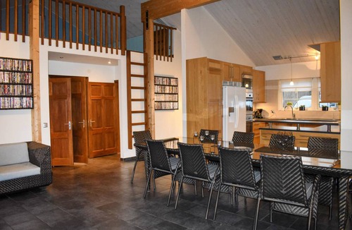 Listarum House | 240 m² House ∙ 4 bedrooms ∙ 10 guests