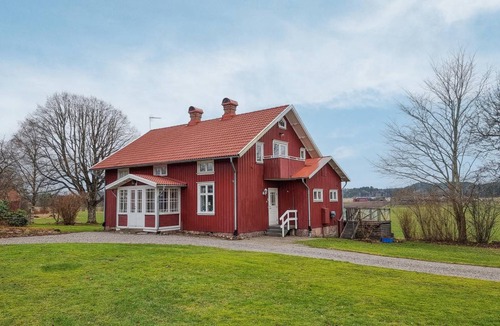 Sollebrunn House | 250 m² House ∙ 5 bedrooms ∙ 11 guests
