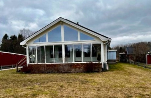 Alvkarleby House | 270 m² House ∙ 7 bedrooms ∙ 2 guests
