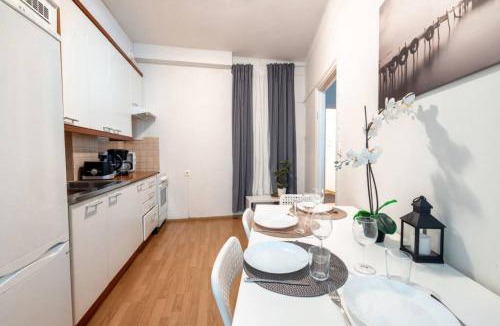 Hietalahti Apartment | 2ndhomes Comfy spacious apartment in Kamppi