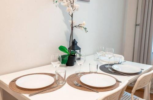 Hietalahti Apartment | 2ndhomes Comfy spacious apartment in Kamppi