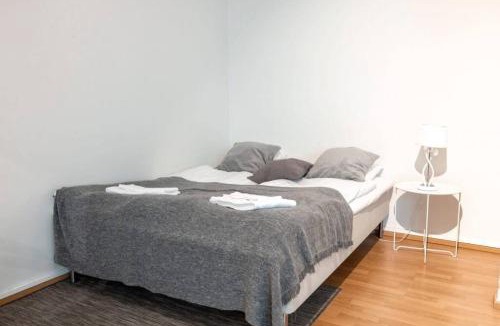 Hietalahti Apartment | 2ndhomes Comfy spacious apartment in Kamppi