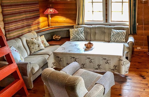 Sogndal House | 3 bedroom accommodation in Fjærland