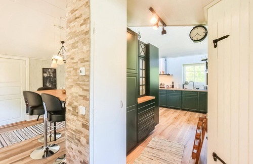 Hova House | 3 bedroom amazing home in Hova