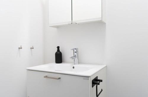 Bastad House | 3-Bedroom Apartment w Workspace & Balcony