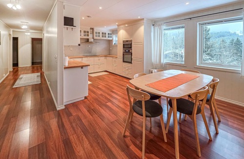 Amot Apartment | 3 bedroom awesome apartment in Vinje