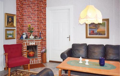 Almhult House | 3 Bedroom Awesome Home In Älmhult