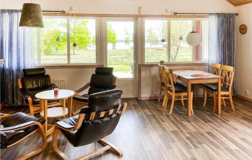 Flattinge House | 3 Bedroom Awesome Home In Vittaryd