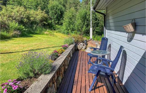 Jondal House | 3 Bedroom Beach Front Home In Jondal