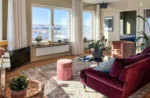 Uppsala Apartment | 3 bedroom beautiful apartment in Uppsala