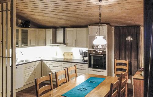 Vagsoy House | 3 Bedroom Beautiful Home In Måløy