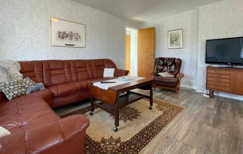 Broaryd House | 3 Bedroom Cozy Home In Broaryd