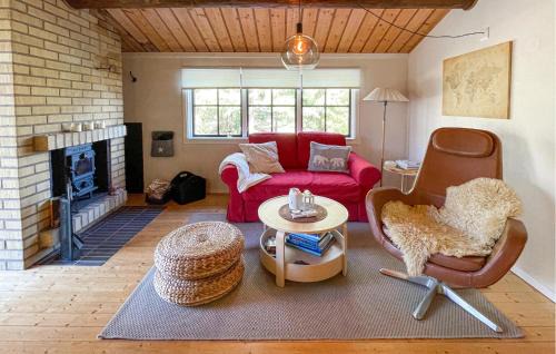Korsveka House | 3 Bedroom Cozy Home In Knäred