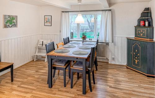 Hammenhog House | 3 Bedroom Cozy Home In Hammenhög