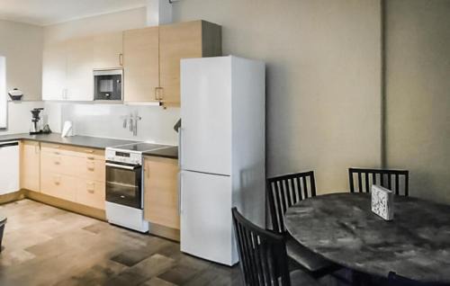 Eidfjord Apartment | 3 Bedroom Lovely Apartment In Eidfjord