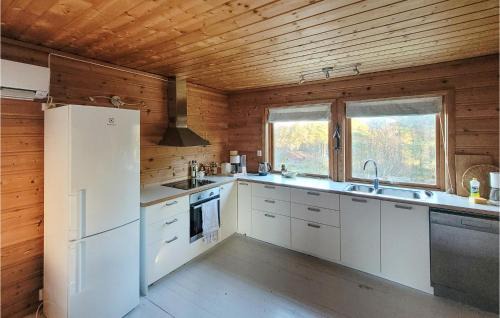 Kvinnherad House | 3 Bedroom Lovely Home In Hatlestrand