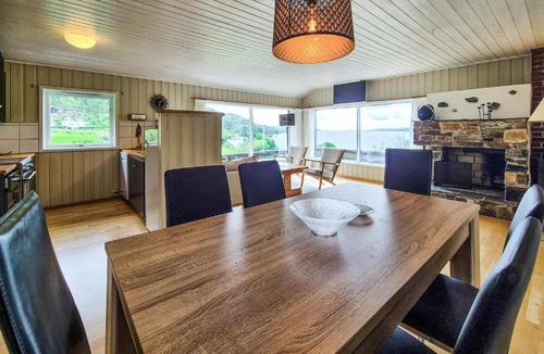 Fister House | 3 Bedroom Lovely Home In Fister