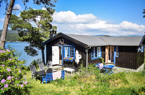 Vinnes House | 3 bedroom lovely home in Reksteren