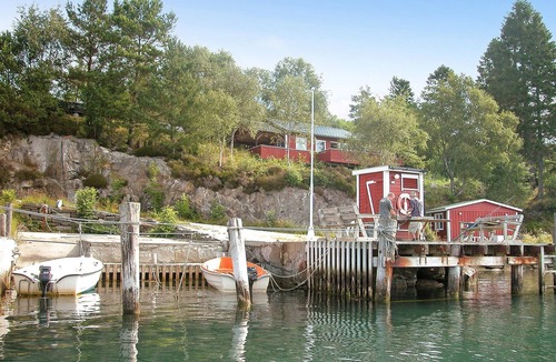 Kvinnherad House | 3 bedroom lovely home in Sandvoll