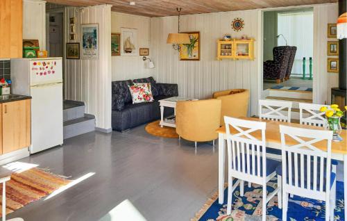 Tvedestrand House | 3 Bedroom Nice Home In Gjeving