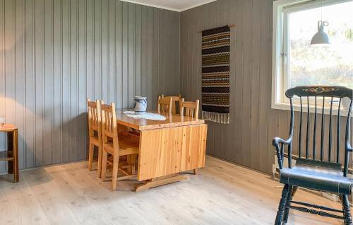 Aure House | 3 Bedroom Nice Home In Mjosundet