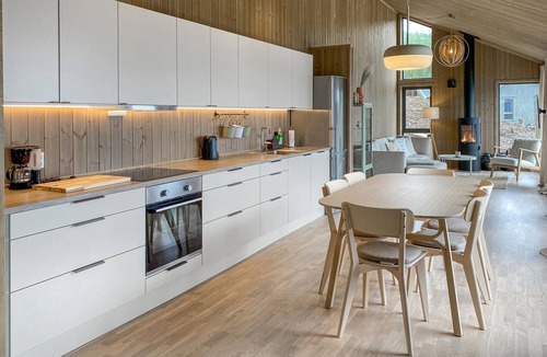 Rauma kommune House | 3 bedroom nice home in åfarnes