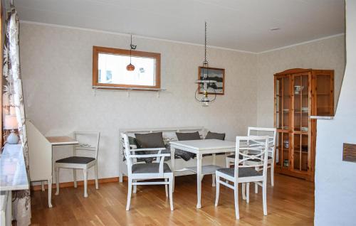 Lango House | 3 Bedroom Nice Home In Karlskrona