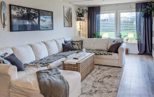 Halmstad House | 3 Bedroom Pet Friendly Home In Halmstad