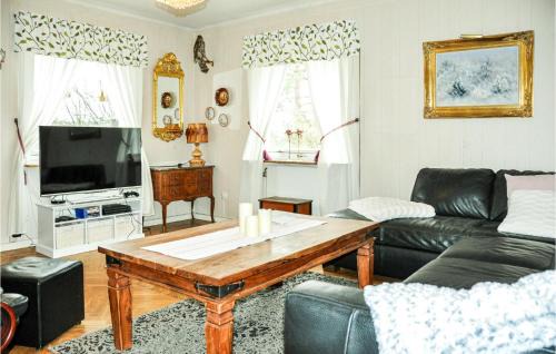 Saffle House | 3 Bedroom Pet Friendly Home In Säffle