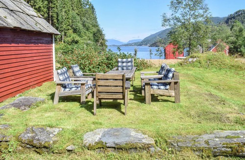 Fusa House | 3 bedroom stunning home in Nordtveitgrend