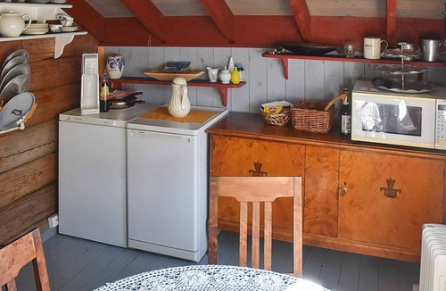 Torjulvagen House | 3 person holiday home in Bøfjorden