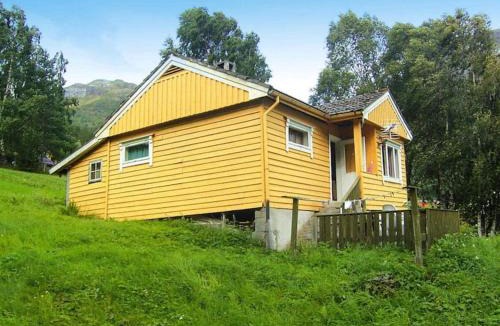 Stryn House | 3 person holiday home in STRYN-By Traum