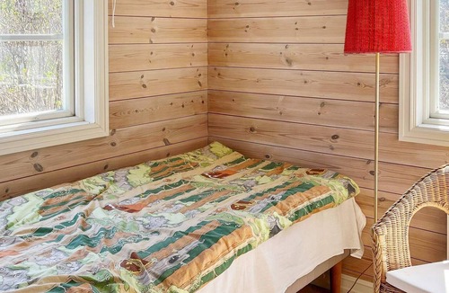 Gallnoby House | 3 person holiday home in Gällnöby