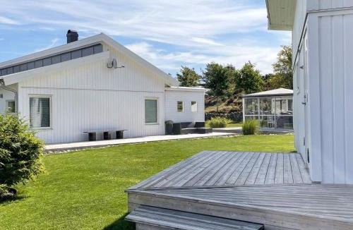 Roennaeng House | 3 person holiday home in RÖNNÄNG-By Traum