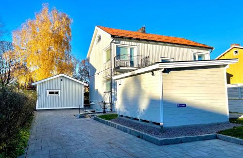 Gavle Apartment | 3 rooms with private kitchen & private bathroom 5B