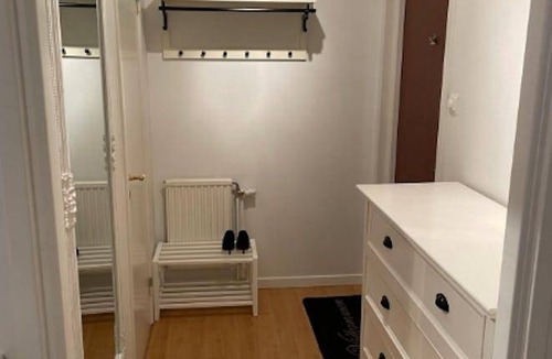 Upplands Vasby Municipality Apartment | 30 m² Apartment ∙ 2 guests