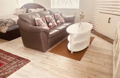 Sollentuna Apartment | 30 m² Apartment ∙ 1 bedroom ∙ 2 guests