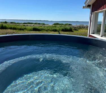 Hollviken House | 30 m² House ∙ 1 bedroom ∙ 2 guests