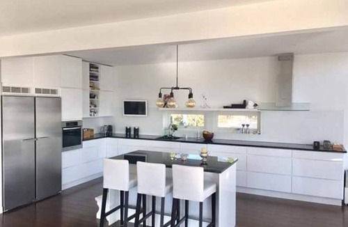 Nacka Municipality House | 300 m² House ∙ 6 bedrooms ∙ 6 guests